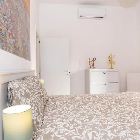 Apartment Residence Sorrento 2 *